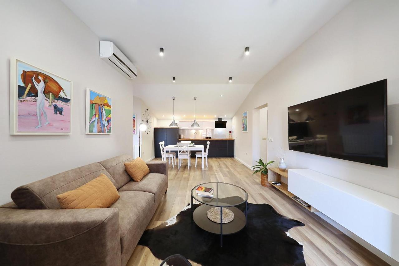 Apartments "Villa Antisin" With Heated Pool زادار المظهر الخارجي الصورة
