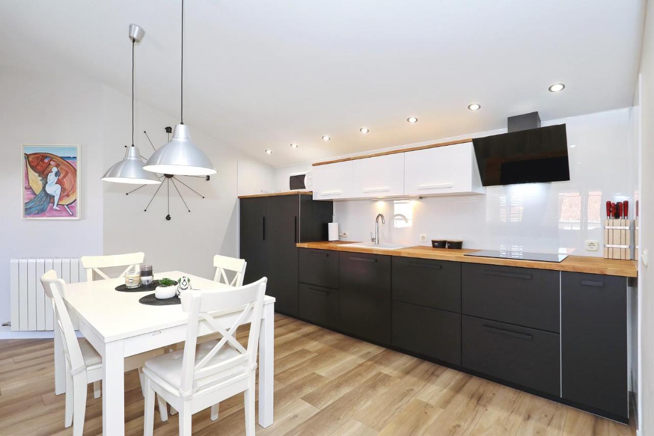 Apartments "Villa Antisin" With Heated Pool زادار المظهر الخارجي الصورة