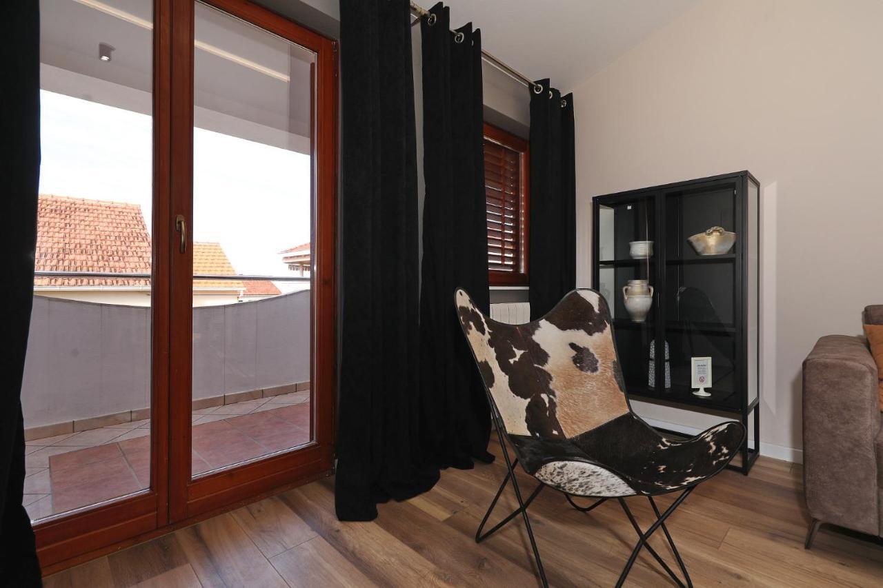 Apartments "Villa Antisin" With Heated Pool زادار المظهر الخارجي الصورة