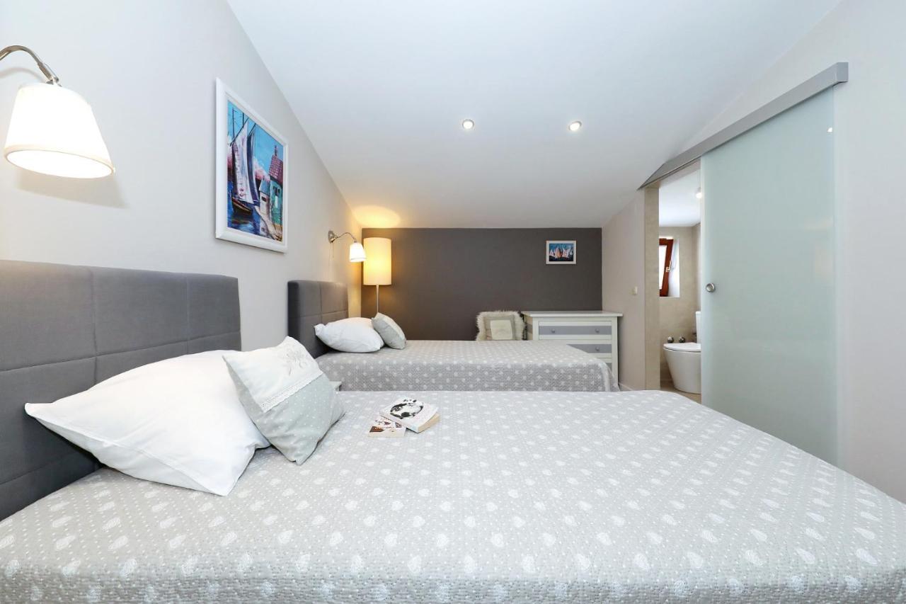 Apartments "Villa Antisin" With Heated Pool زادار المظهر الخارجي الصورة