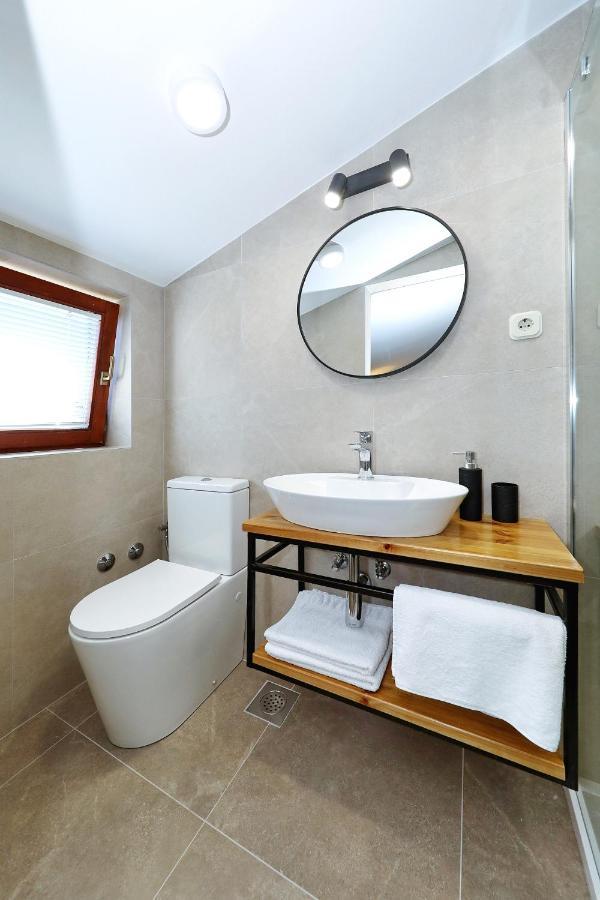 Apartments "Villa Antisin" With Heated Pool زادار المظهر الخارجي الصورة
