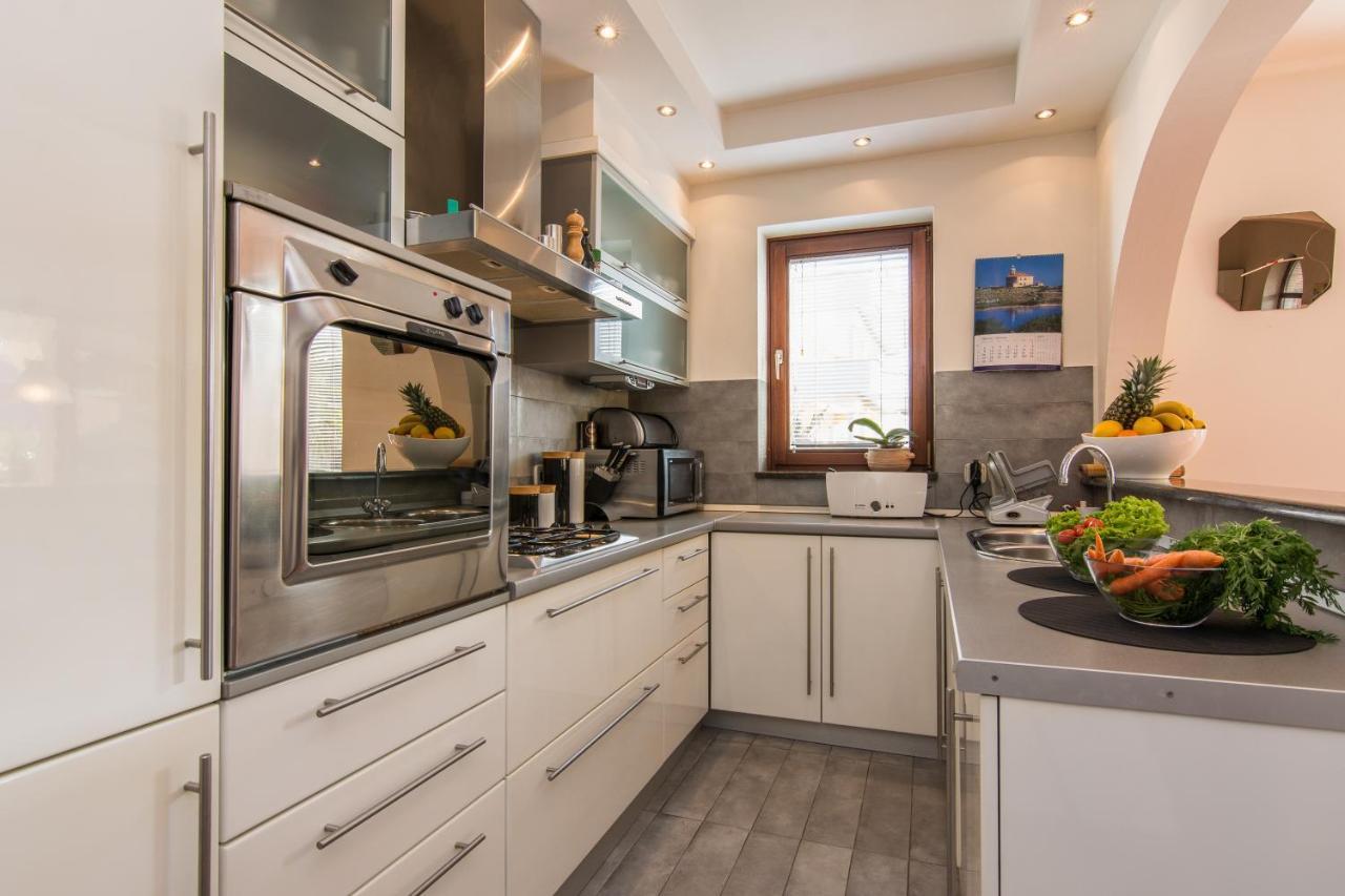 Apartments "Villa Antisin" With Heated Pool زادار المظهر الخارجي الصورة